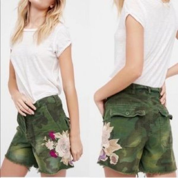 Free People Pants - Free People  'Scout' Camo High Rise Short